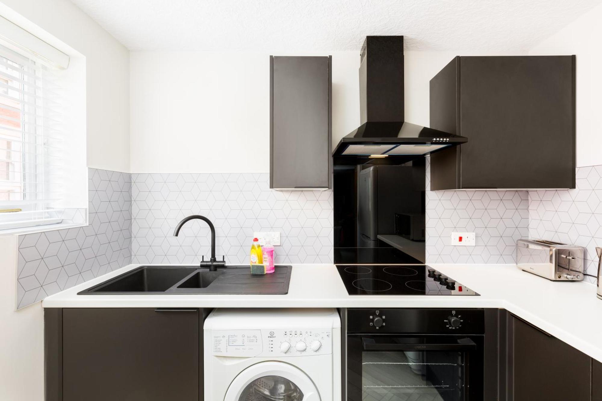 Modern 2-Bedroom Apartments With Free Parking In Leamington Spa Bagian luar foto
