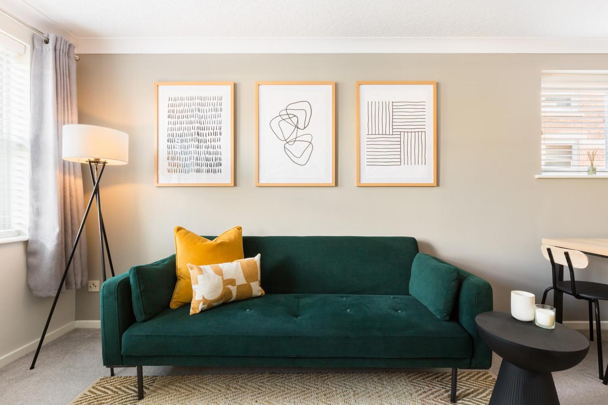 Modern 2-Bedroom Apartments With Free Parking In Leamington Spa Bagian luar foto